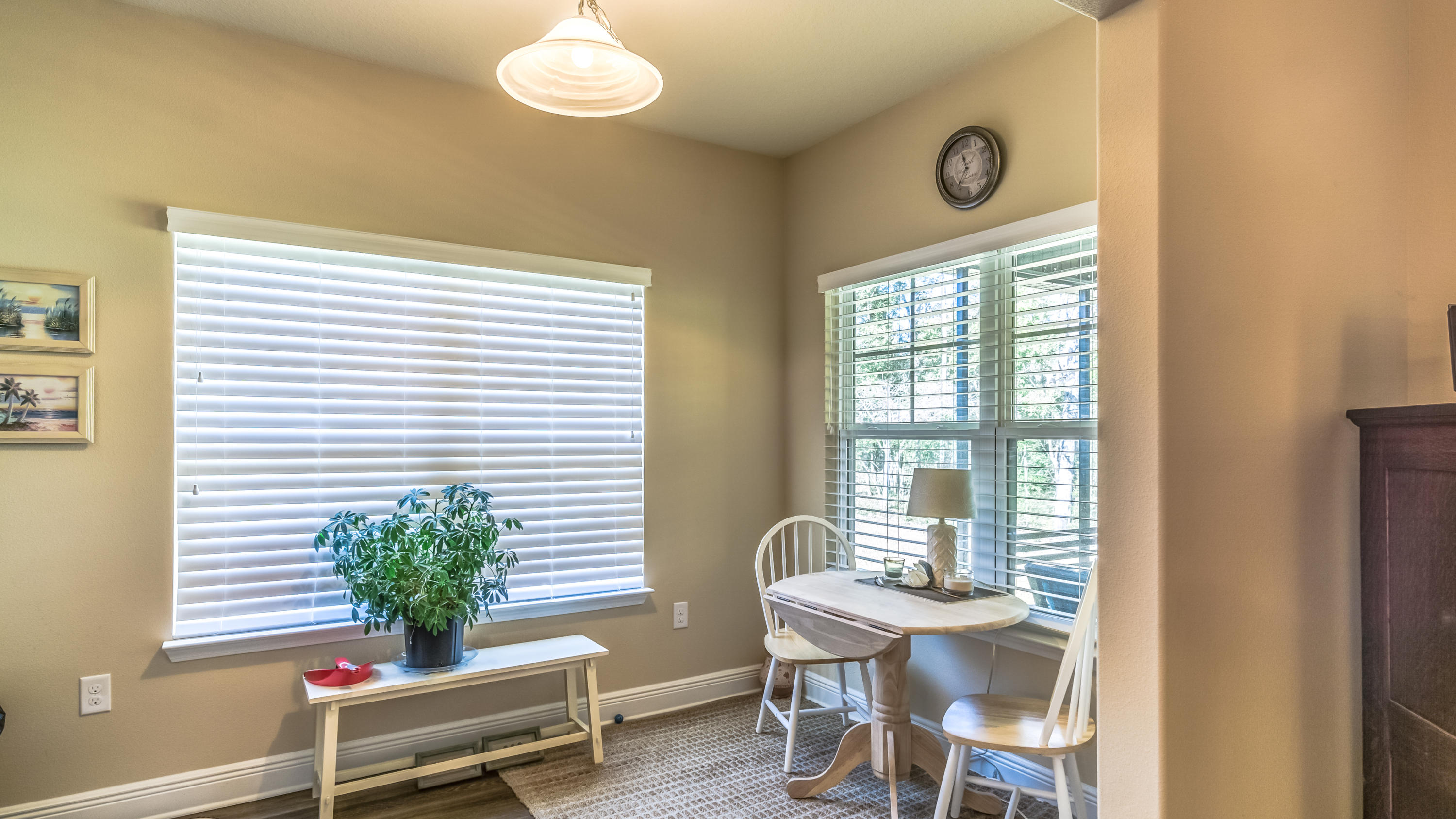 12 Benton Boulevard Freeport, FL 32439 - Photo 8 of 28 a living room with furniture and a potted plant