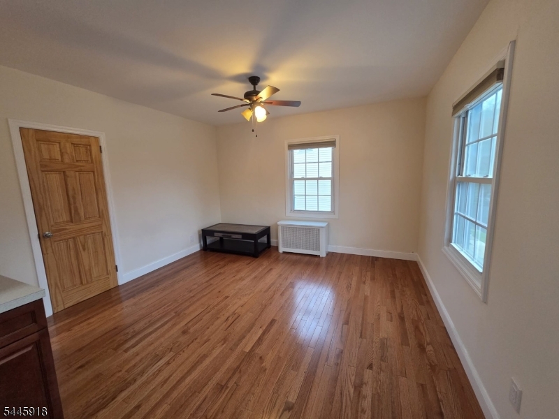 16 Sidney Avenue Rutherford, NJ 07070 - Photo 4 of 13