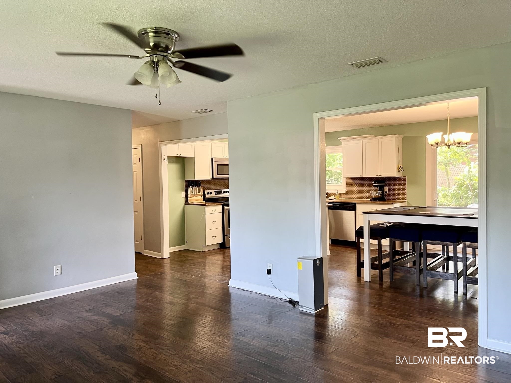 901 Cleveland Road Saraland, AL 36571 - Photo 6 of 32