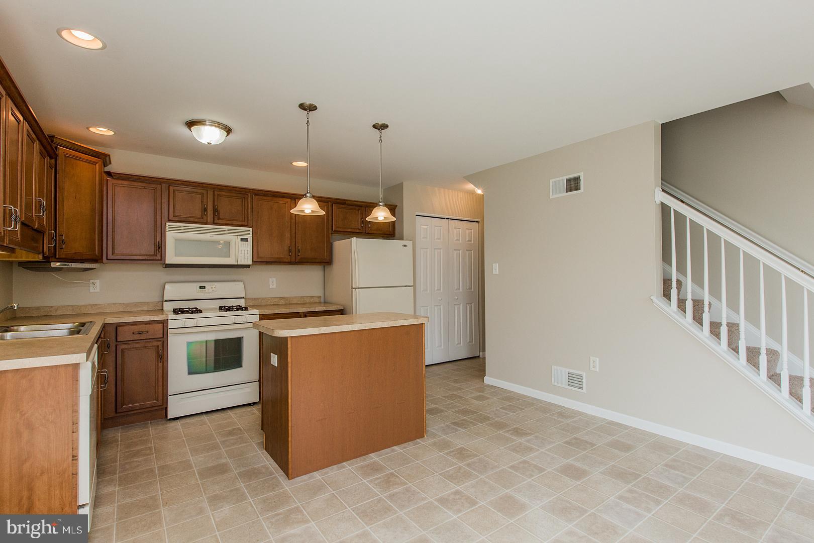 726 East Newport Road Lititz, PA 17543 - Photo 13 of 44