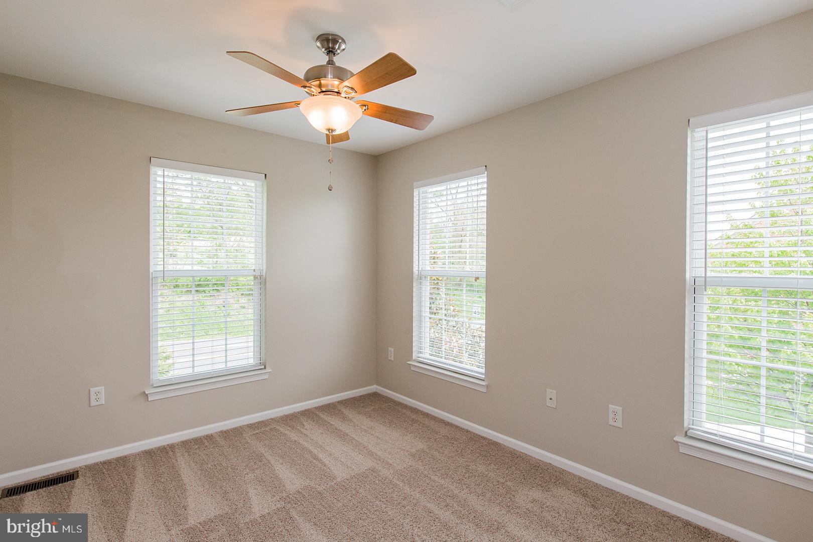 726 East Newport Road Lititz, PA 17543 - Photo 33 of 44
