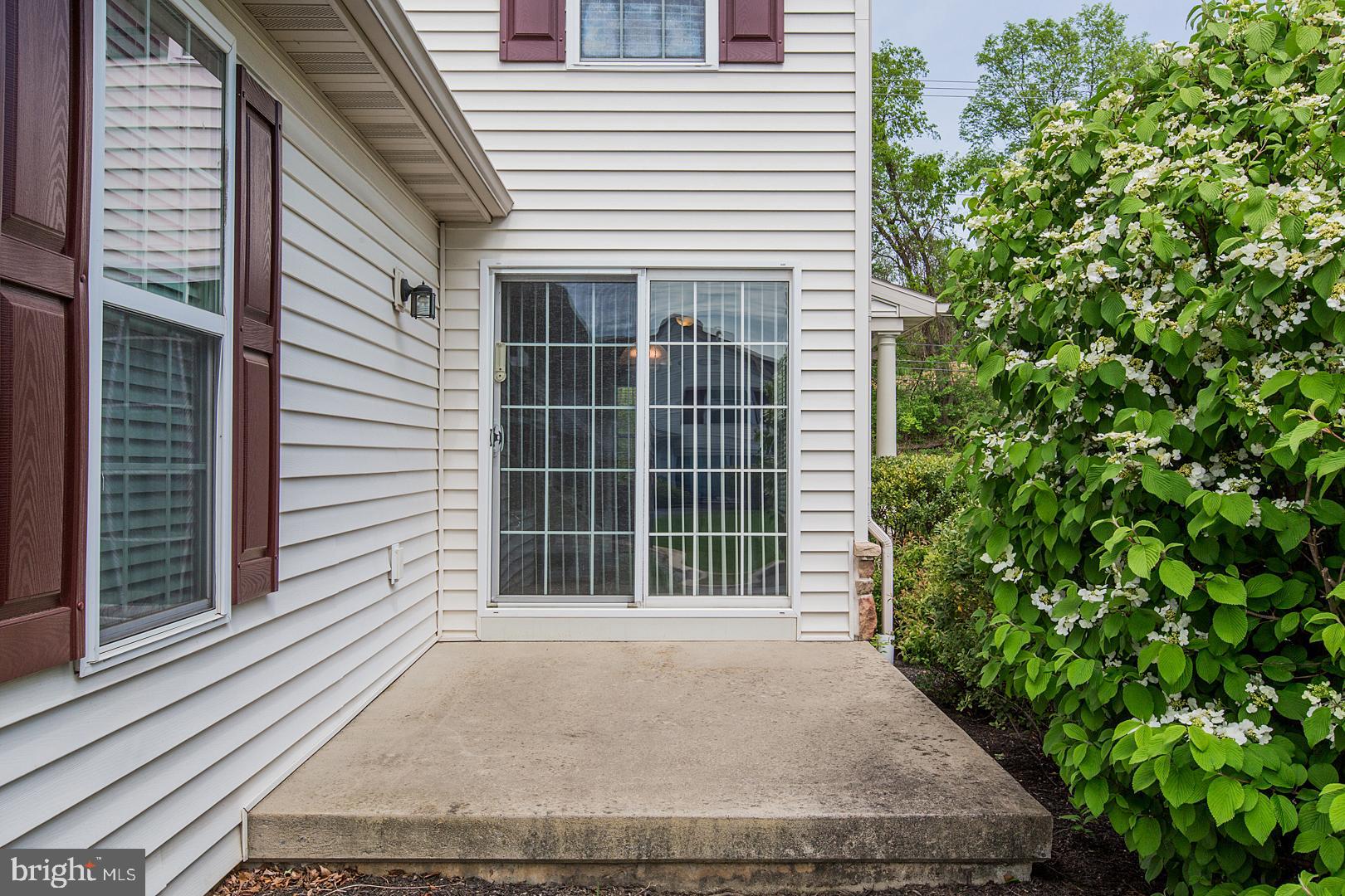 726 East Newport Road Lititz, PA 17543 - Photo 7 of 44