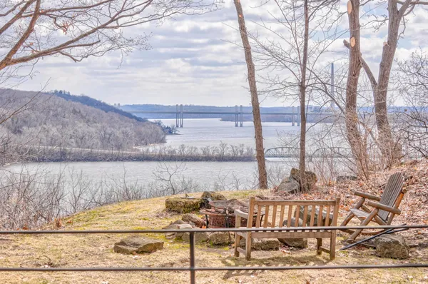$1,299,000 | 1013 Broadway Street North, Stillwater, MN 55082