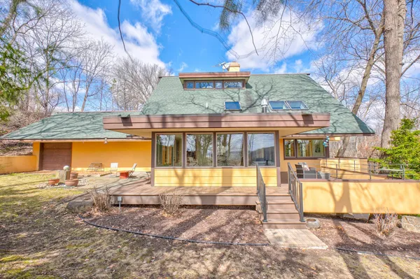 $1,299,000 | 1013 Broadway Street North, Stillwater, MN 55082