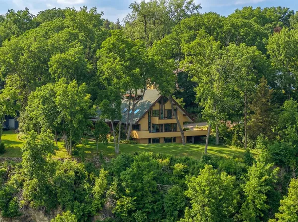 $1,299,000 | 1013 Broadway Street North, Stillwater, MN 55082