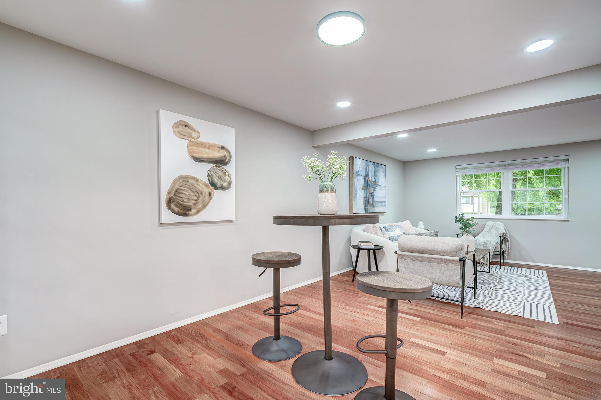 1107 Clarke Street Herndon, VA 20170 - Photo 11 of 44