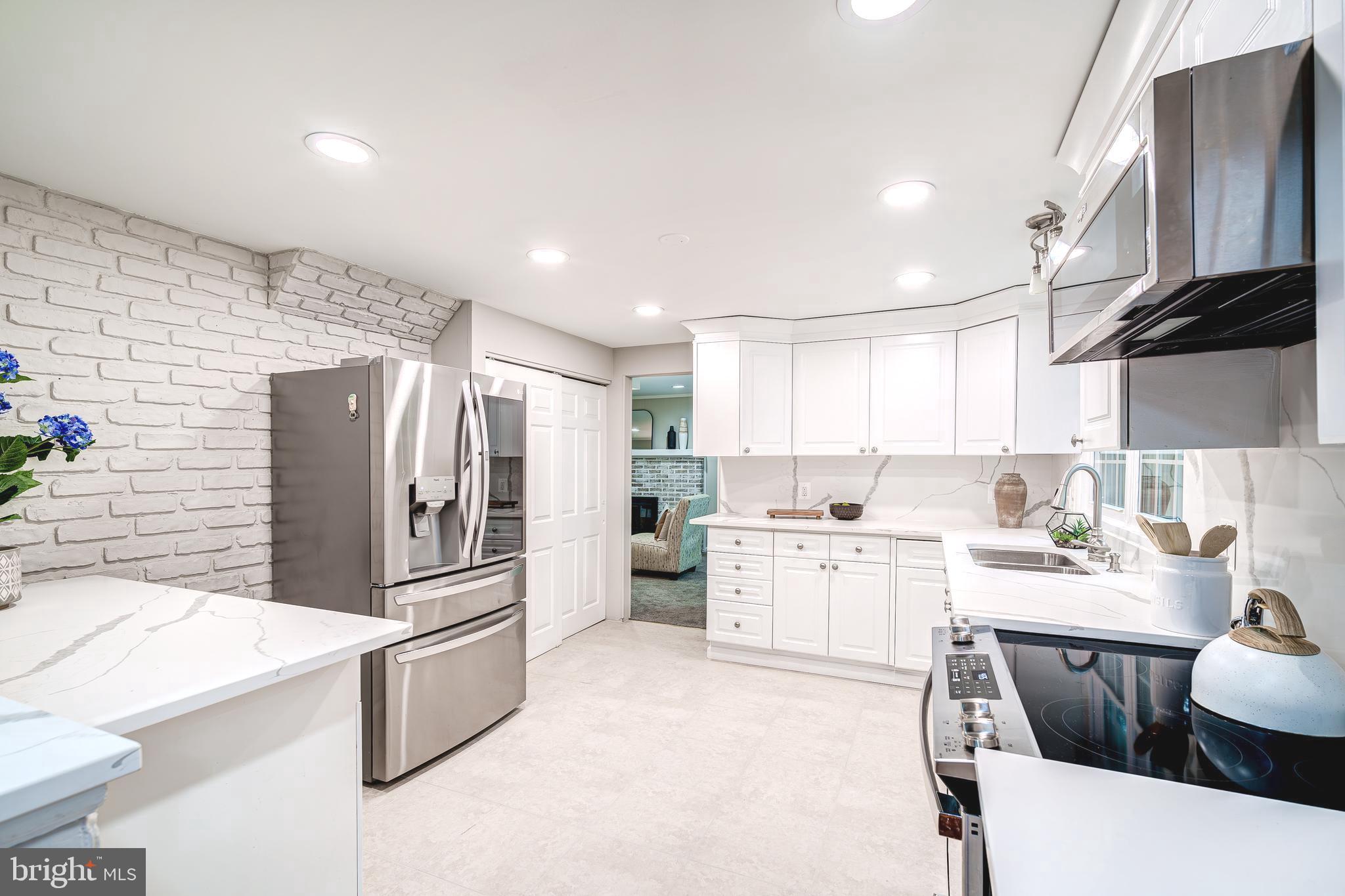 1107 Clarke Street Herndon, VA 20170 - Photo 22 of 44