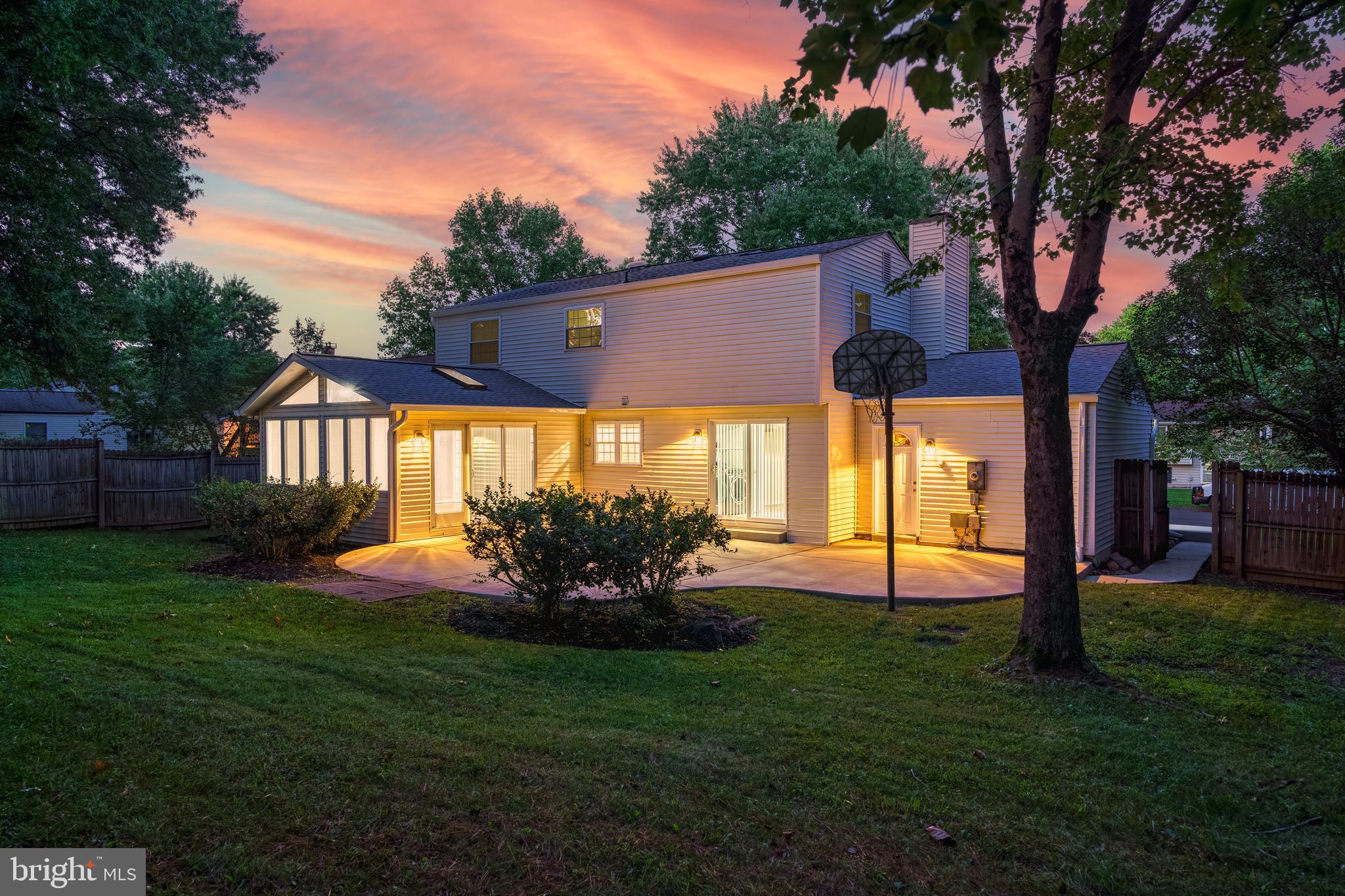 1107 Clarke Street Herndon, VA 20170 - Photo 29 of 44