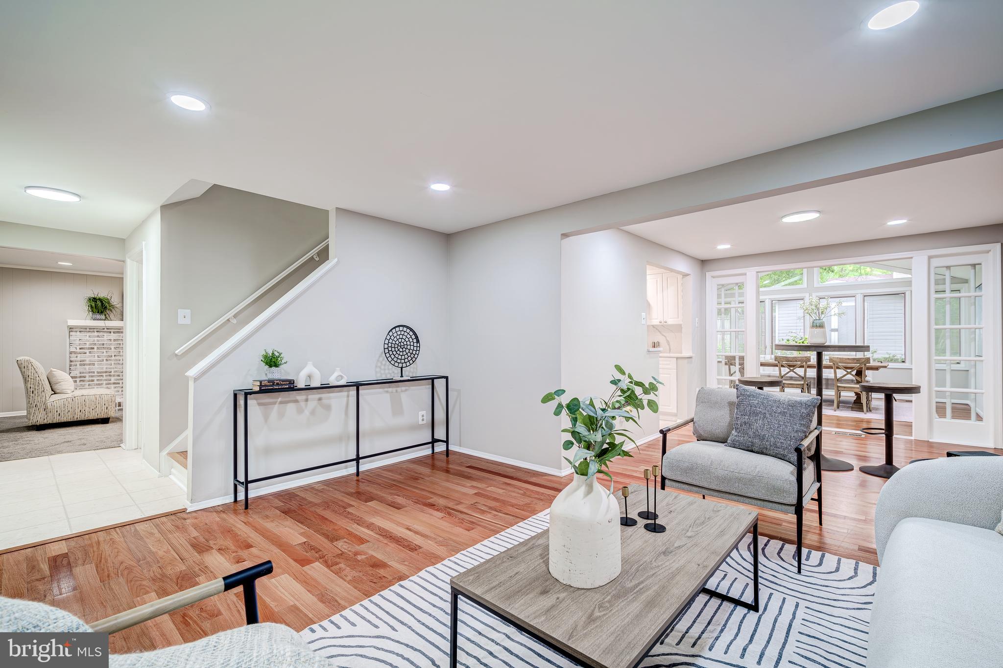 1107 Clarke Street Herndon, VA 20170 - Photo 9 of 44