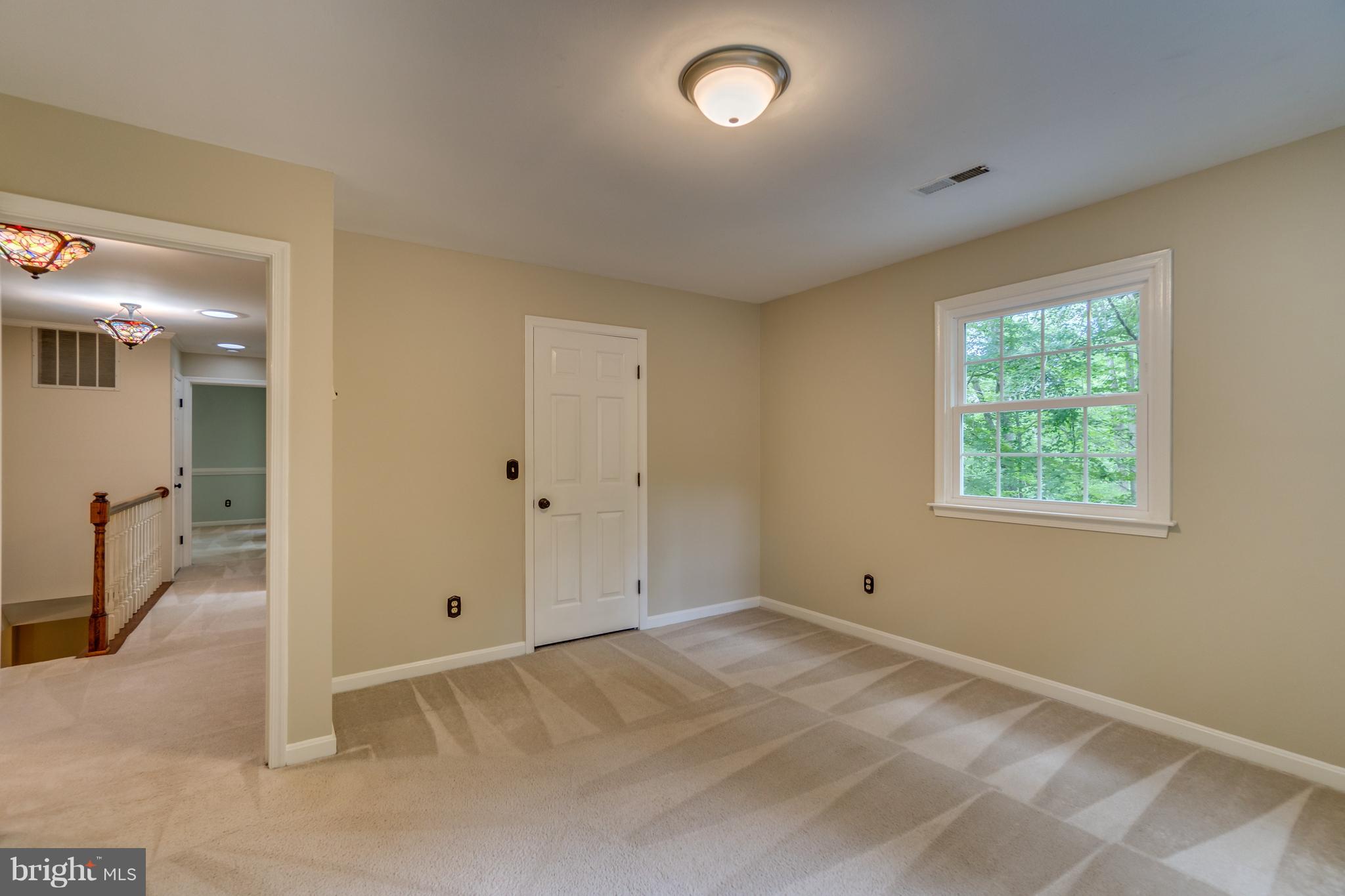 117 Bluff Point Road Fredericksburg, VA 22407 - Photo 19 of 30 an empty room with windows
