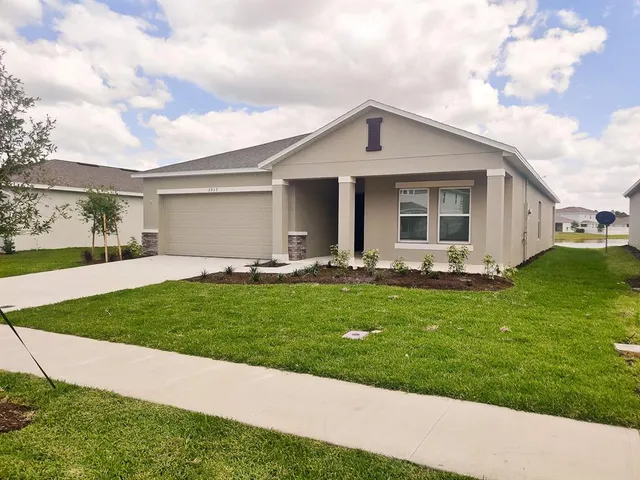 $2,300 | 3917 Southern Vista Loop, St. Cloud, FL 34772