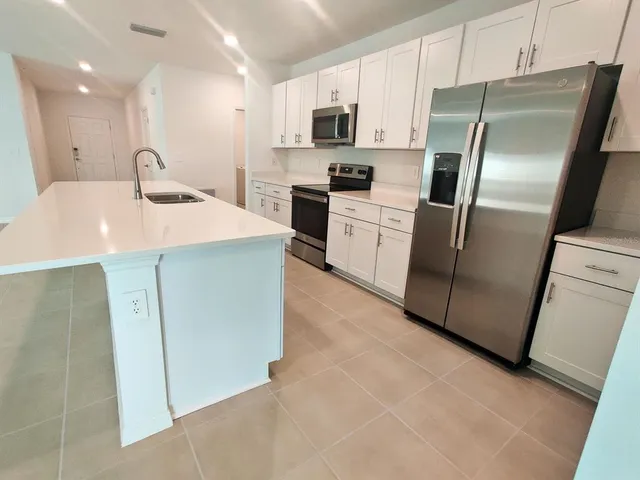 $2,300 | 3917 Southern Vista Loop, St. Cloud, FL 34772