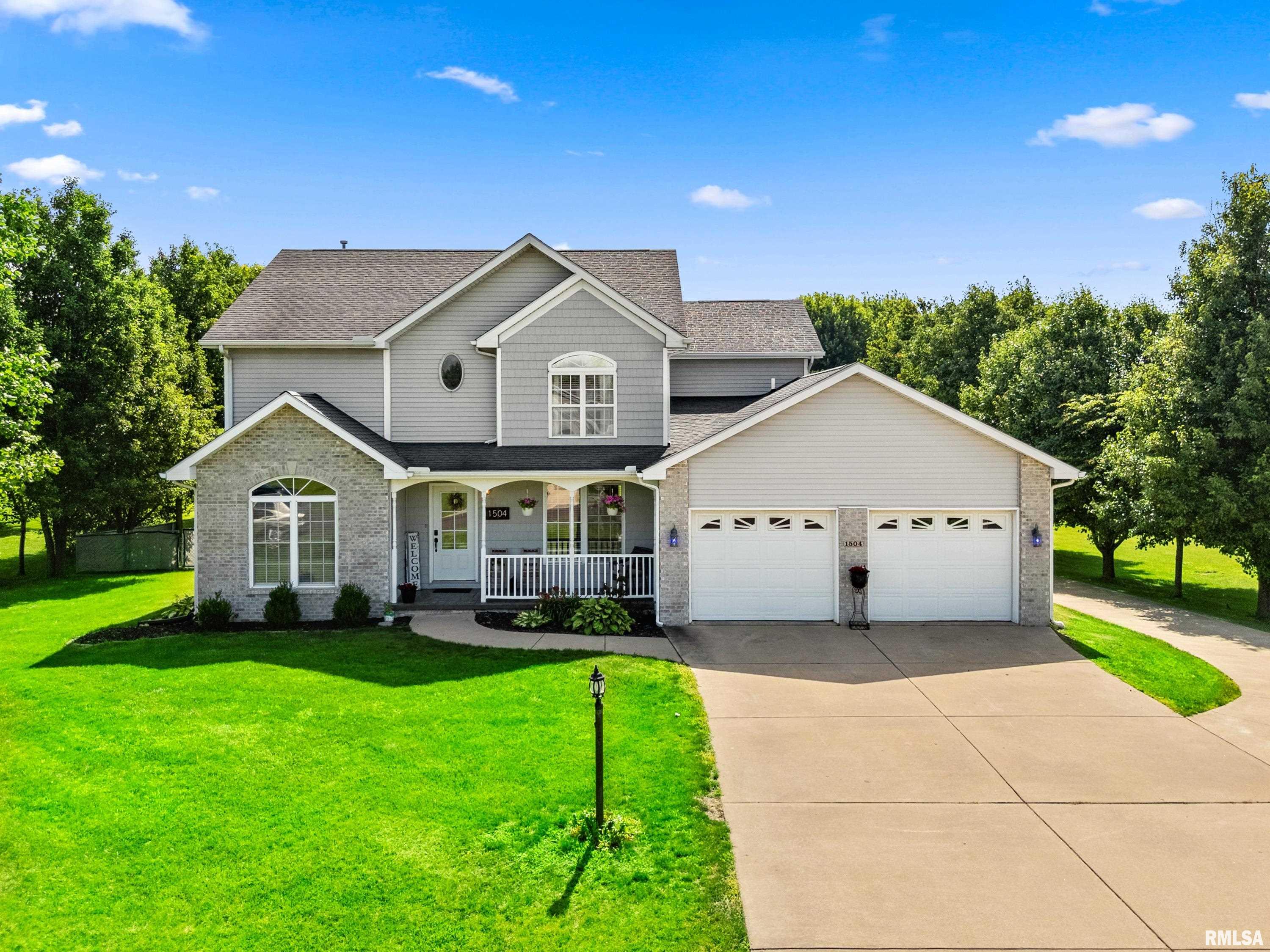 1504 Redbird Way Metamora, IL 61548 - Photo 1 of 14
