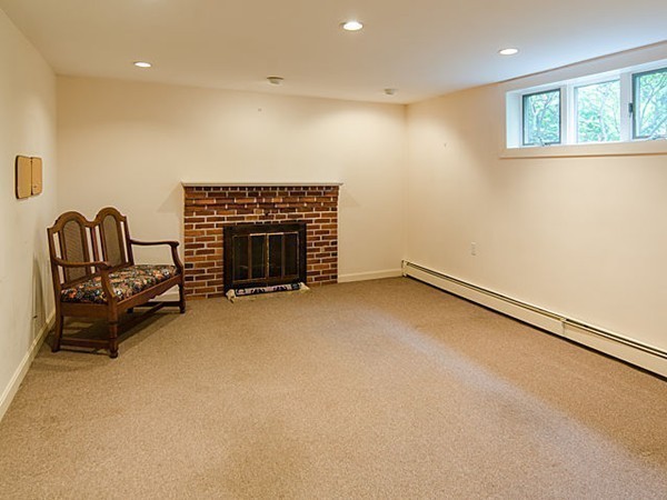 39 Longwell Road Newton, MA 02462 - Photo 14 of 18 Gallery Image 14