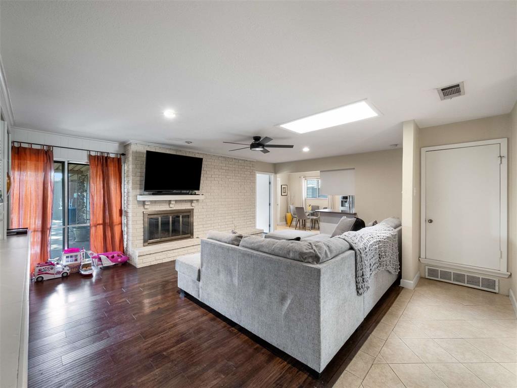 3750 Ridgeoak Way Farmers Branch, TX 75244 - Photo 18 of 36