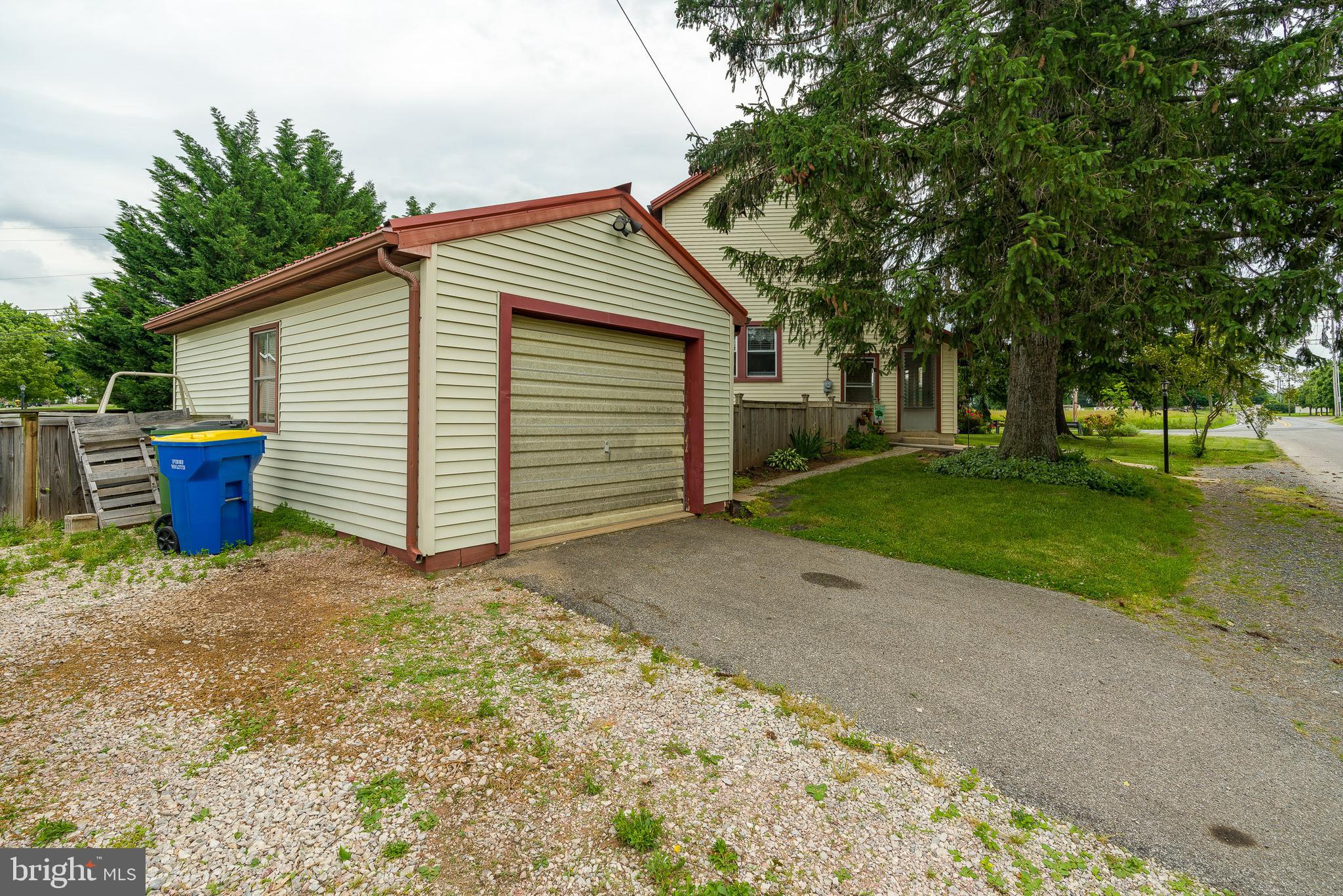 3085 Lewisberry Road York, PA 17404 - Photo 27 of 32 Detached 1 car carage/off street parking