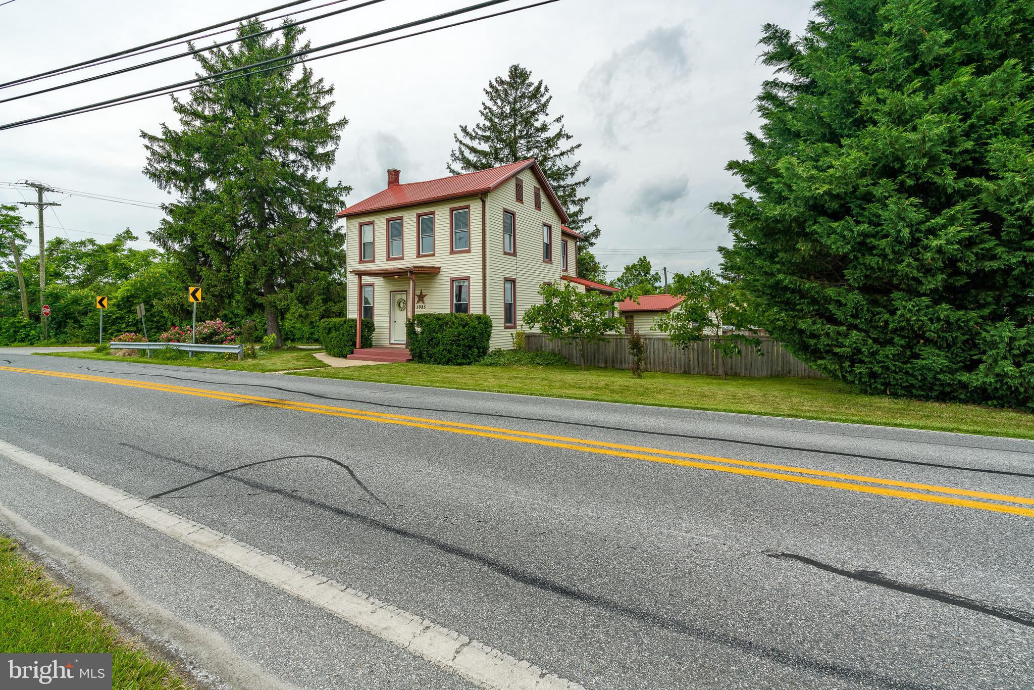 3085 Lewisberry Road York, PA 17404 - Photo 4 of 32 Gallery Image 4