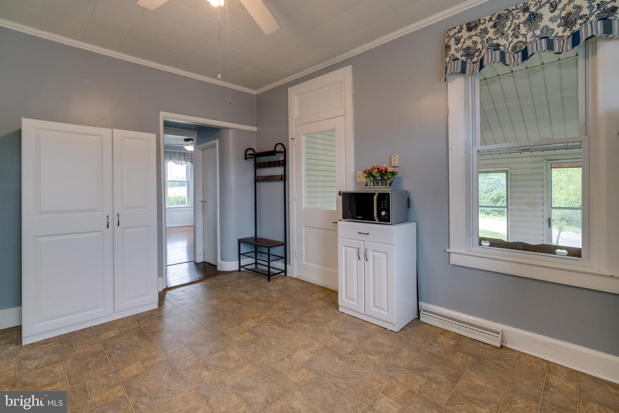 3085 Lewisberry Road York, PA 17404 - Photo 8 of 32 Gallery Image 8