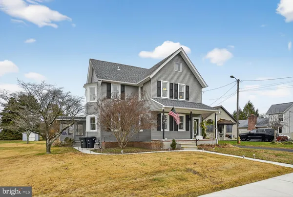 $403,500 | 255 Washington Avenue, Williamstown, NJ 08094