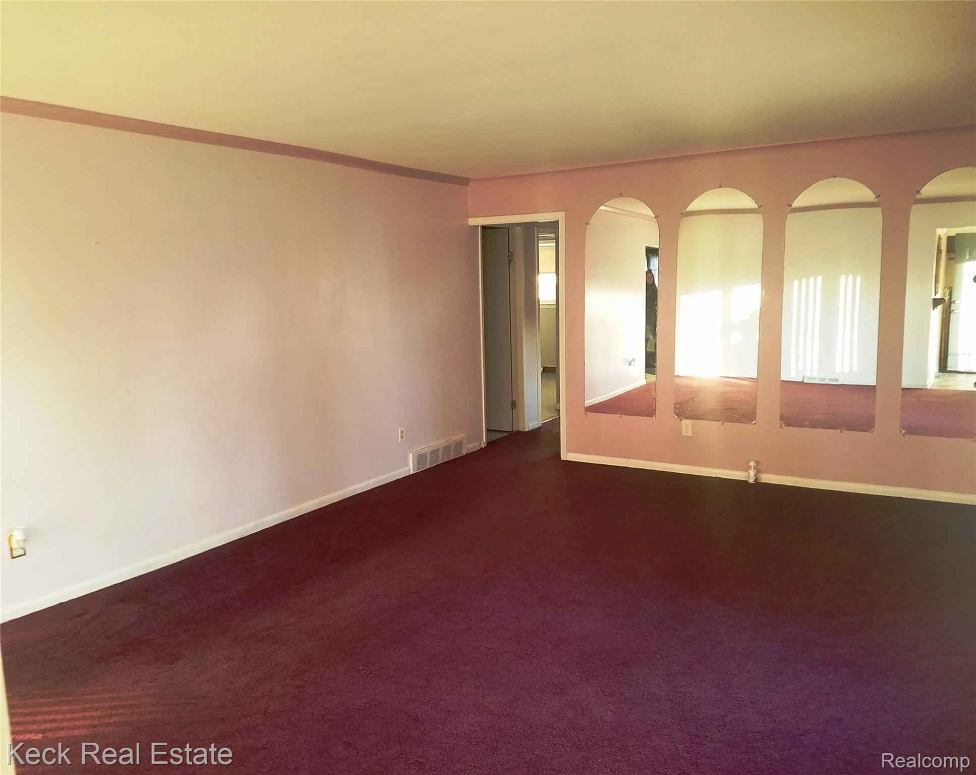 11165 Pardee Road Taylor, MI 48180 - Photo 15 of 29 20191219_161222.jpg