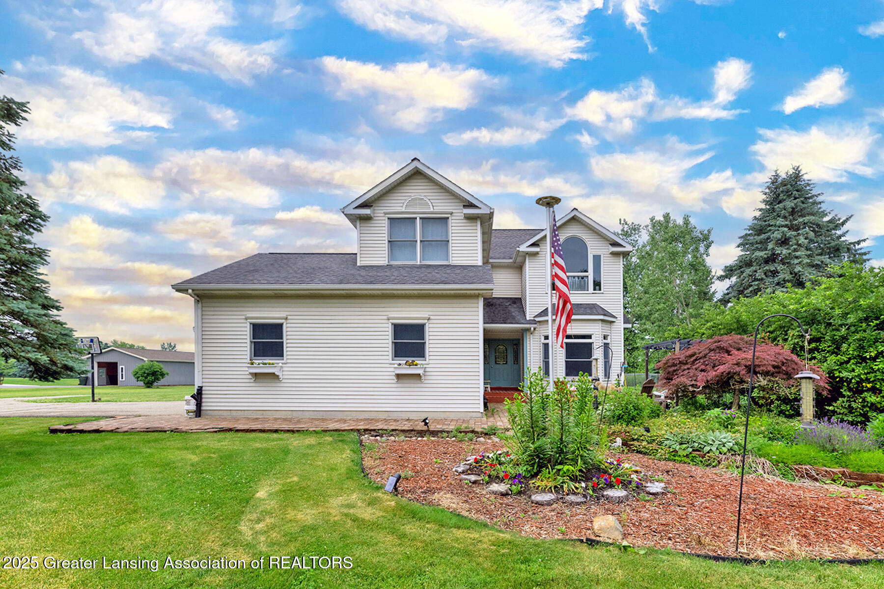 13689 Oneida Road Grand Ledge, MI 48837 - Photo 5 of 32 01