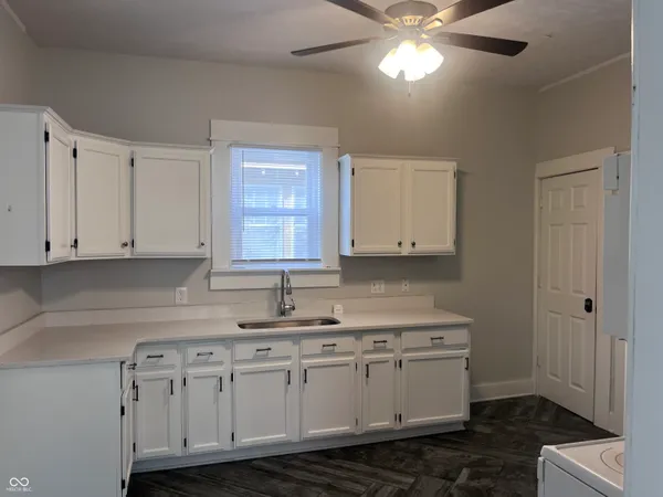 $1,950 | 2932 North Washington Boulevard, Indianapolis, IN 46205
