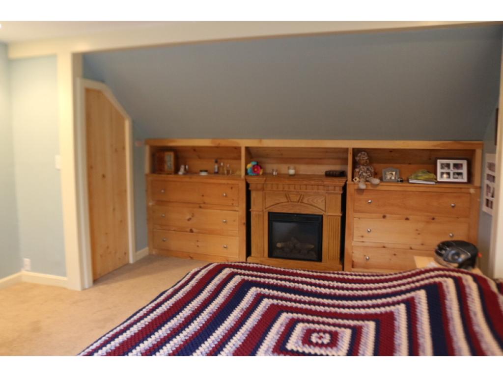 168 North Shore Road Derry, NH 03038 - Photo 20 of 36