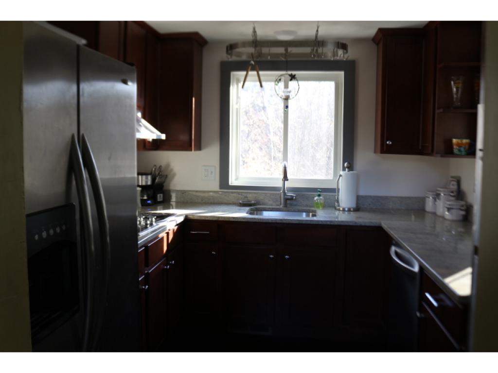 168 North Shore Road Derry, NH 03038 - Photo 7 of 36