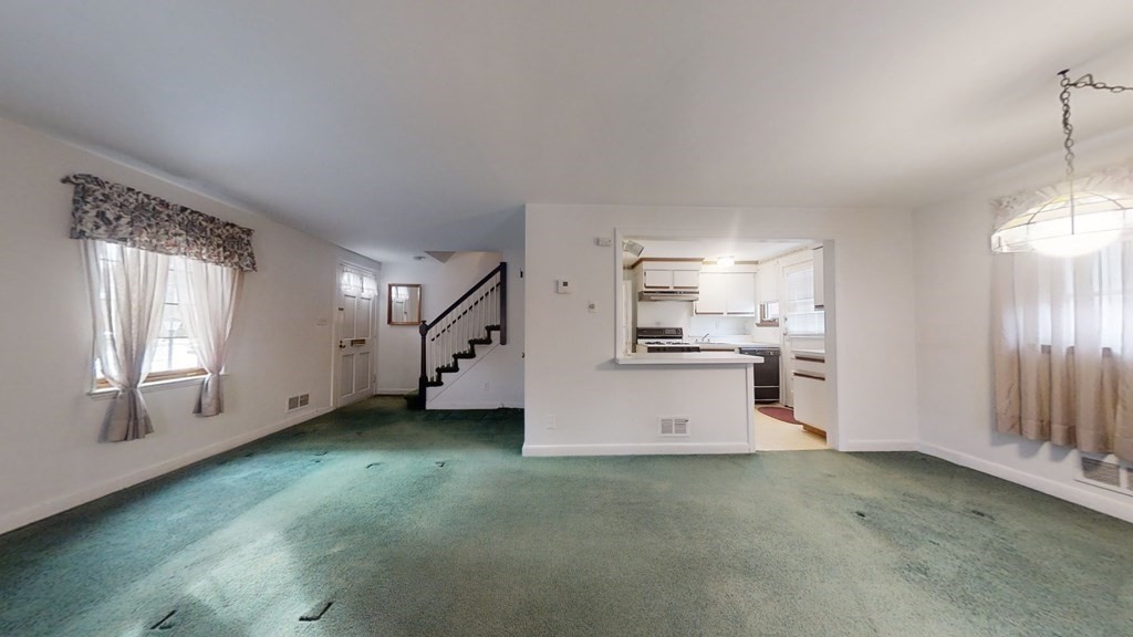 44 Pierce Road, Unit 44 Watertown, MA 02472 - Photo 3 of 11 Gallery Image 3