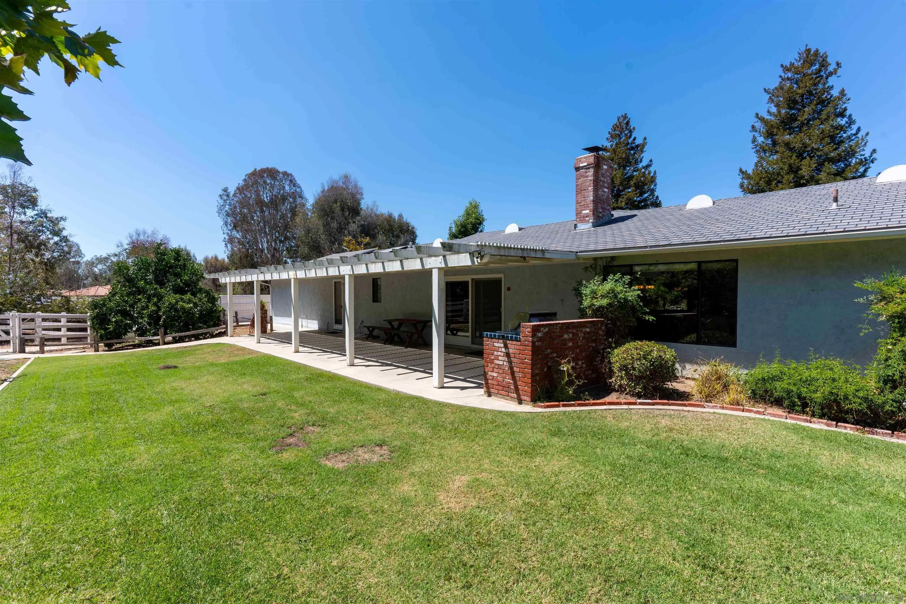 1044 Capra Way Fallbrook, CA 92028 - Photo 24 of 39 Gallery Image 24