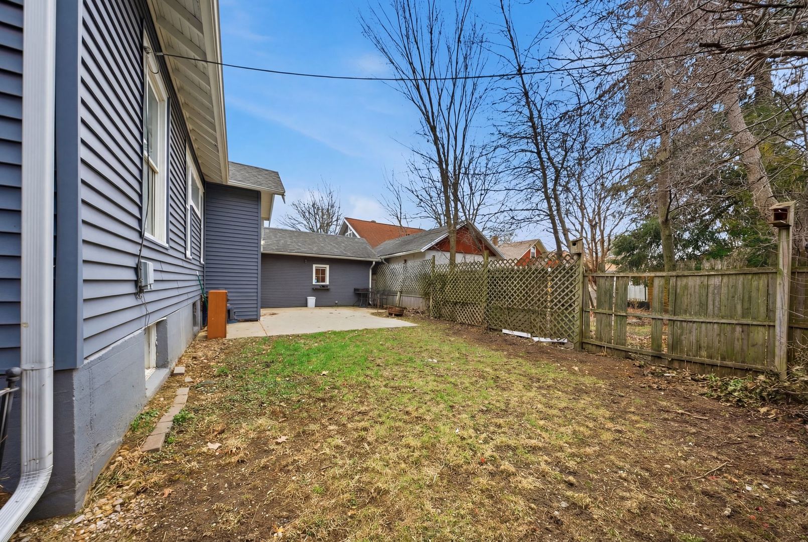 1059 Larkin Avenue Elgin, IL 60123 - Photo 22 of 25 a view of backyard of the house