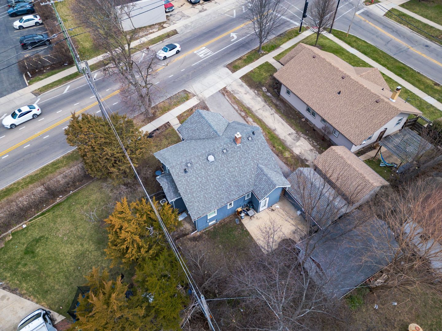 1059 Larkin Avenue Elgin, IL 60123 - Photo 24 of 25 an aerial view of a house
