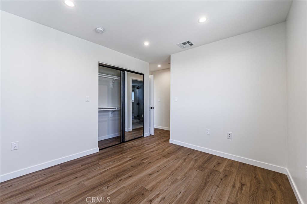 1859 1/2 South Crenshaw Boulevard, Unit 1/2 Los Angeles, CA 90019 - Photo 23 of 27