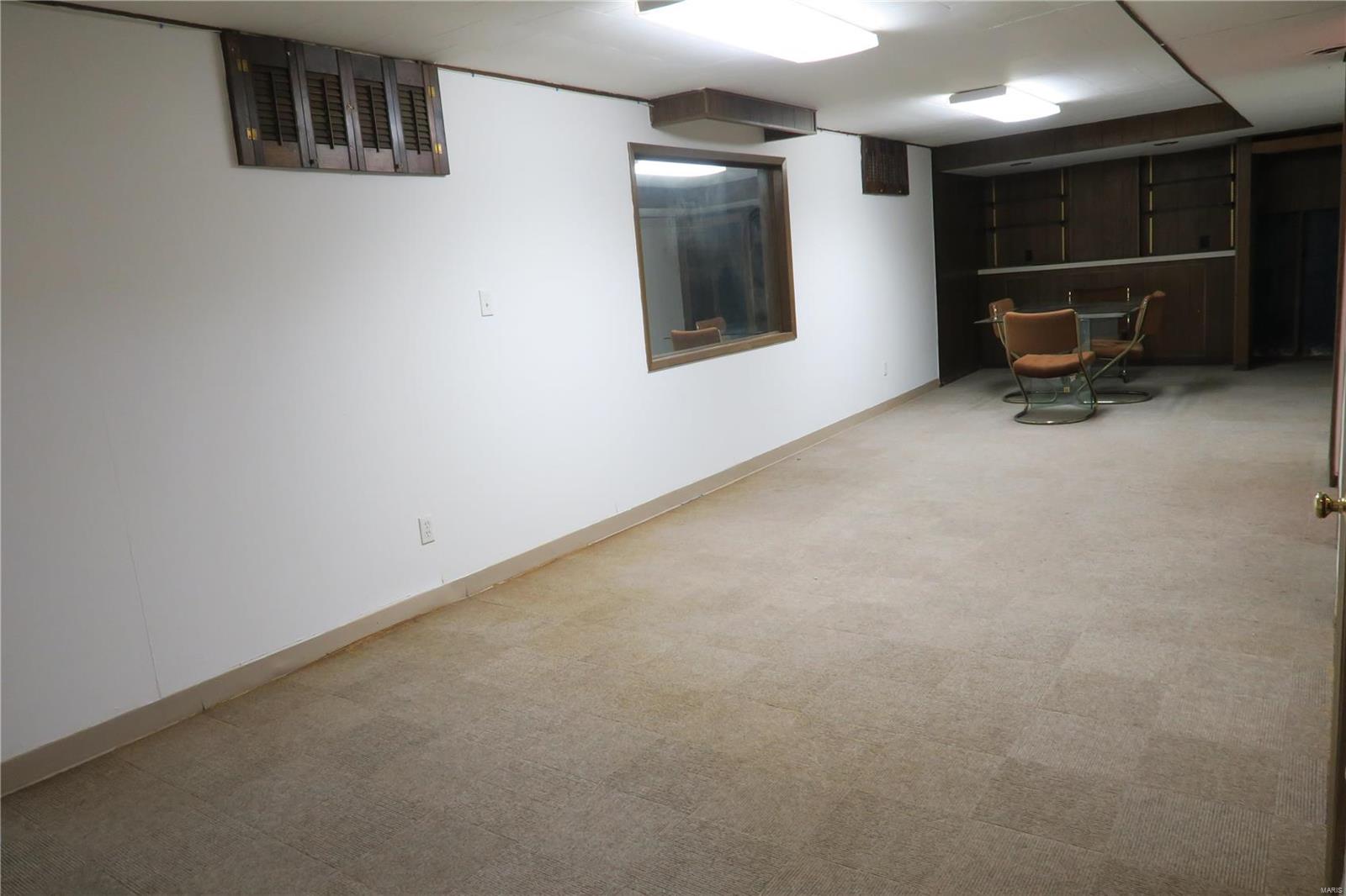 3935 Weber Road St. Louis, MO 63123 - Photo 14 of 16