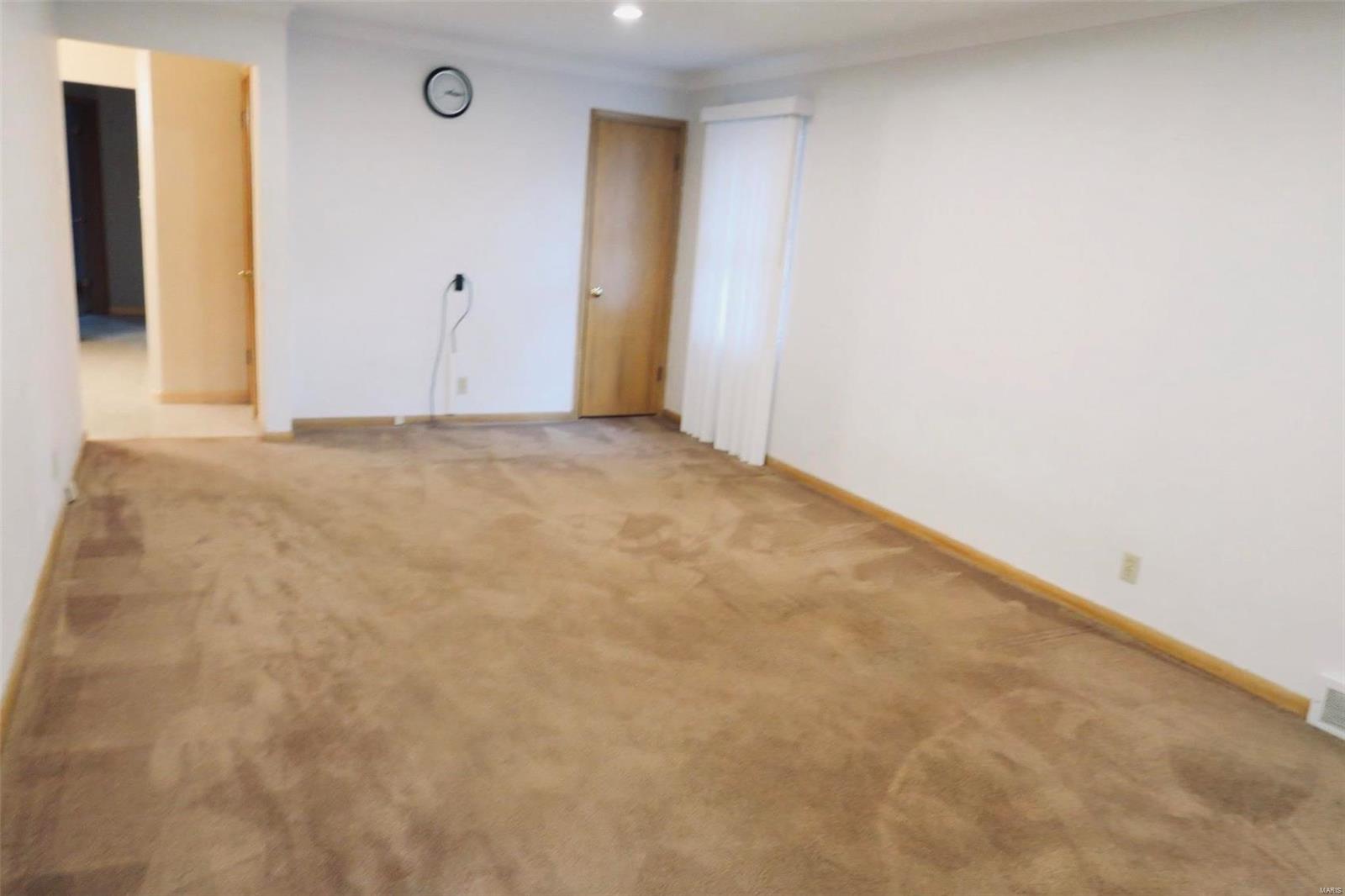 3935 Weber Road St. Louis, MO 63123 - Photo 4 of 16