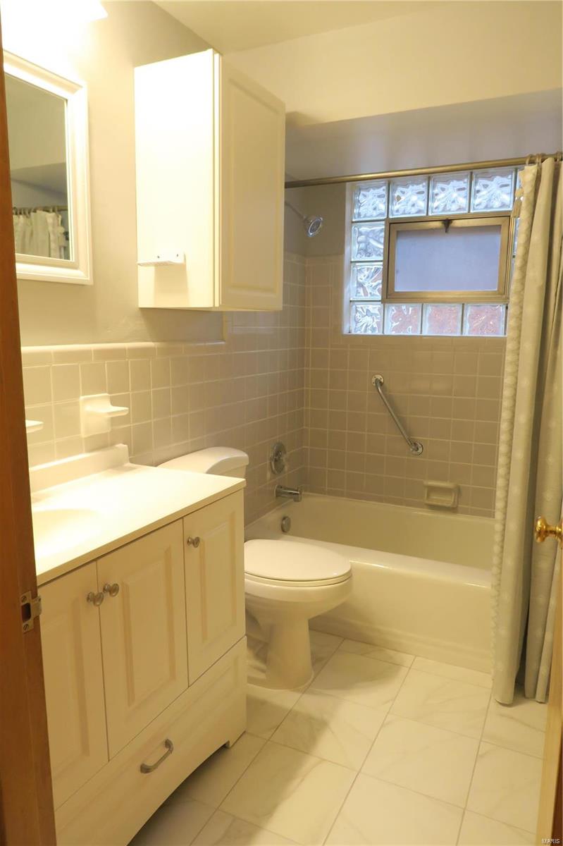 3935 Weber Road St. Louis, MO 63123 - Photo 6 of 16
