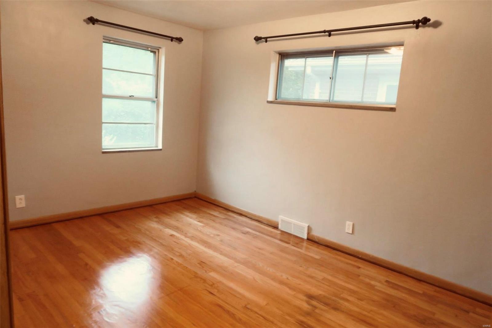 3935 Weber Road St. Louis, MO 63123 - Photo 7 of 16