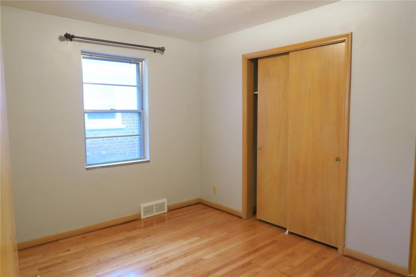 3935 Weber Road St. Louis, MO 63123 - Photo 8 of 16