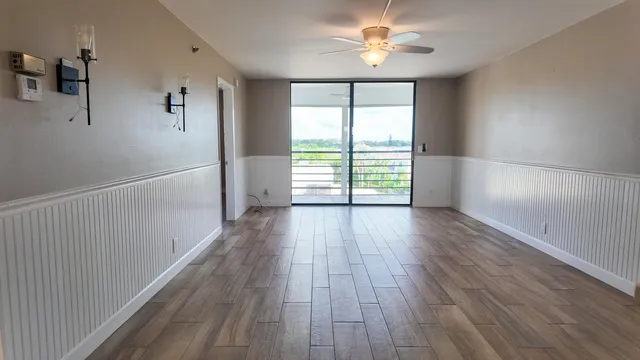 an aerial view of a yard