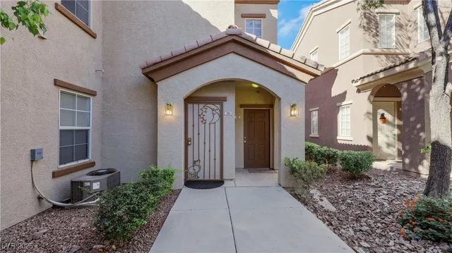 $255,000 | 3915 Legend Hills Street, Unit 204, Las Vegas, NV 89129