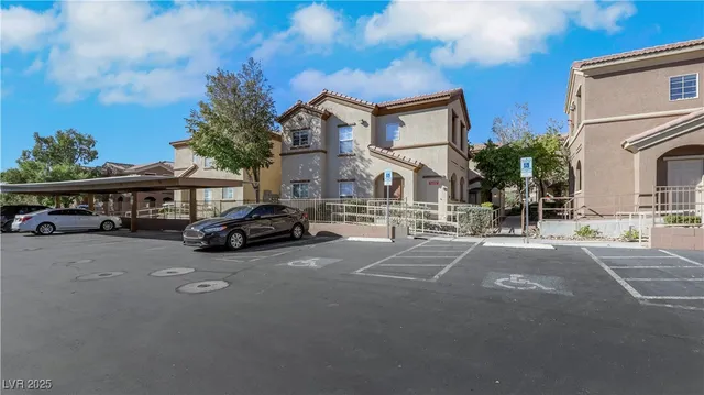 $255,000 | 3915 Legend Hills Street, Unit 204, Las Vegas, NV 89129