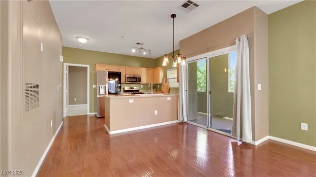 $255,000 | 3915 Legend Hills Street, Unit 204, Las Vegas, NV 89129