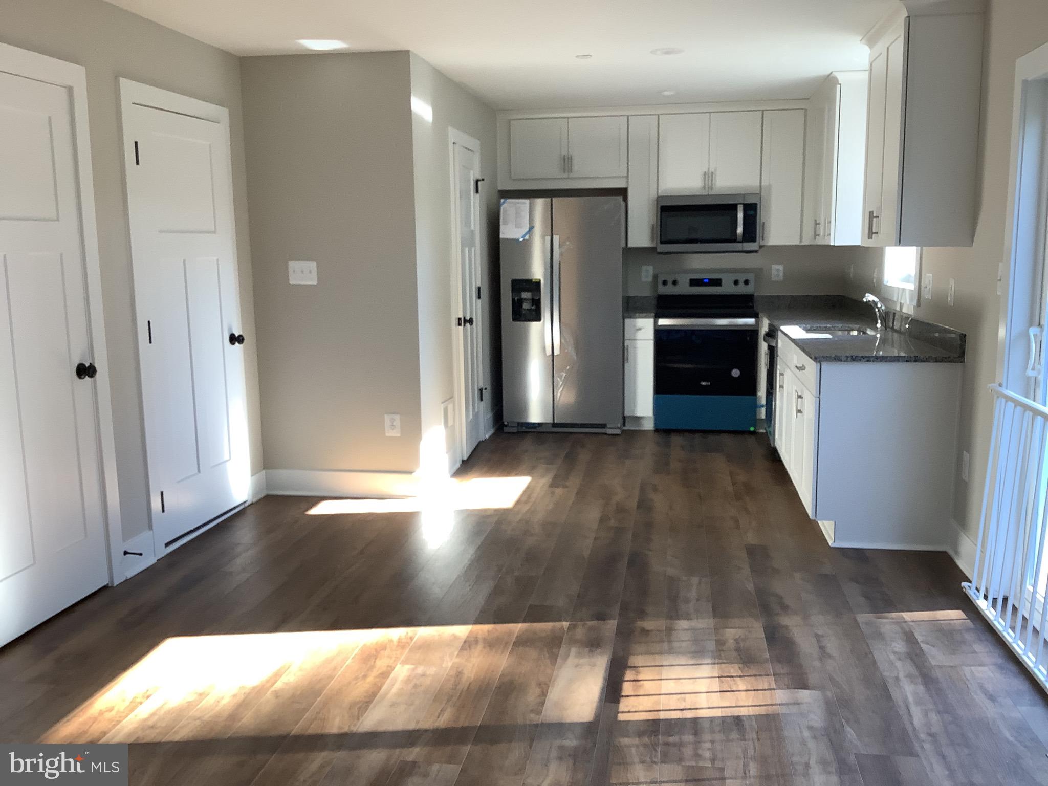 7862 Outing Avenue Pasadena, MD 21122 - Photo 5 of 19