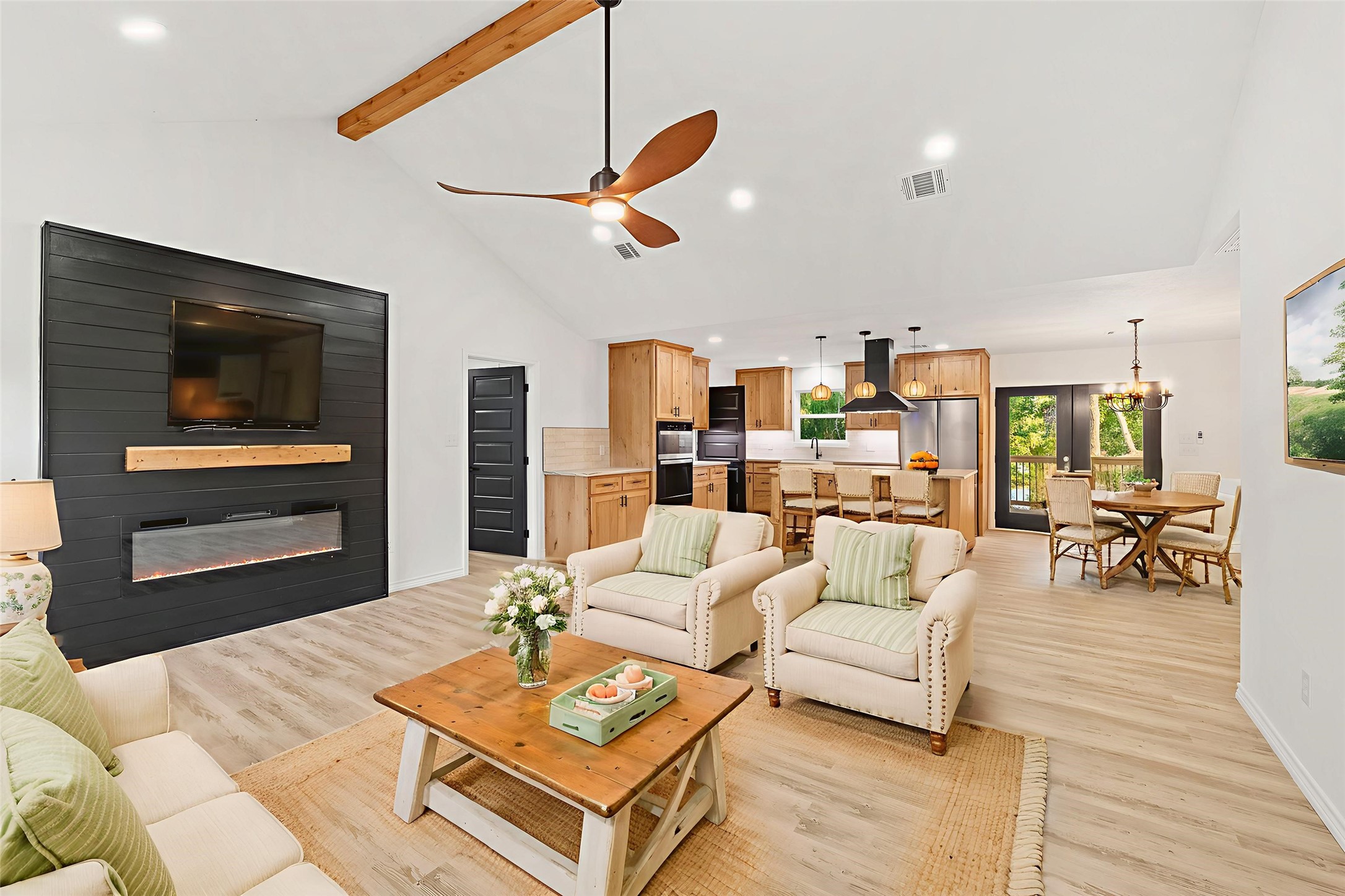 90 Cool Crest Point Blank, TX 77364 - Photo 2 of 40 a living room with furniture and a flat screen tv