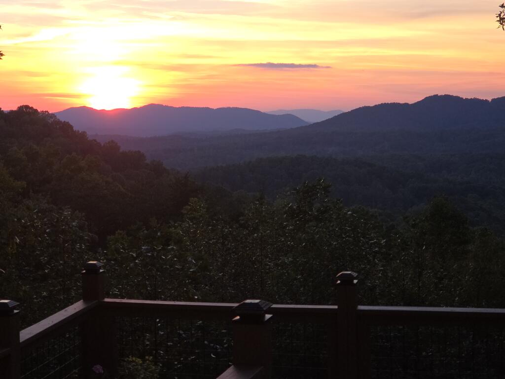 238 Ridge View Lane Hayesville, NC 28904 - Photo 2 of 71 Sunset photo Oct 2026