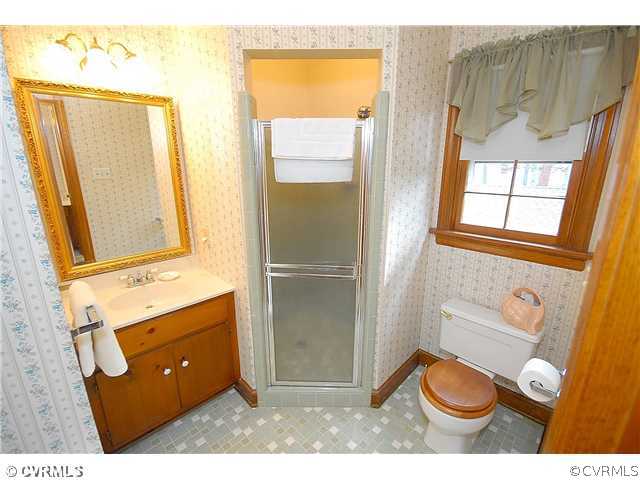 5319 Graymoss Road Richmond, VA 23234 - Photo 12 of 24 Master Bath