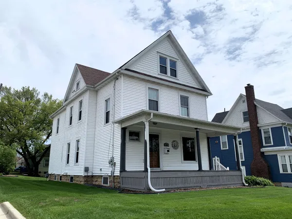 $345,000 | 656 West James Street, Columbus, WI 53925