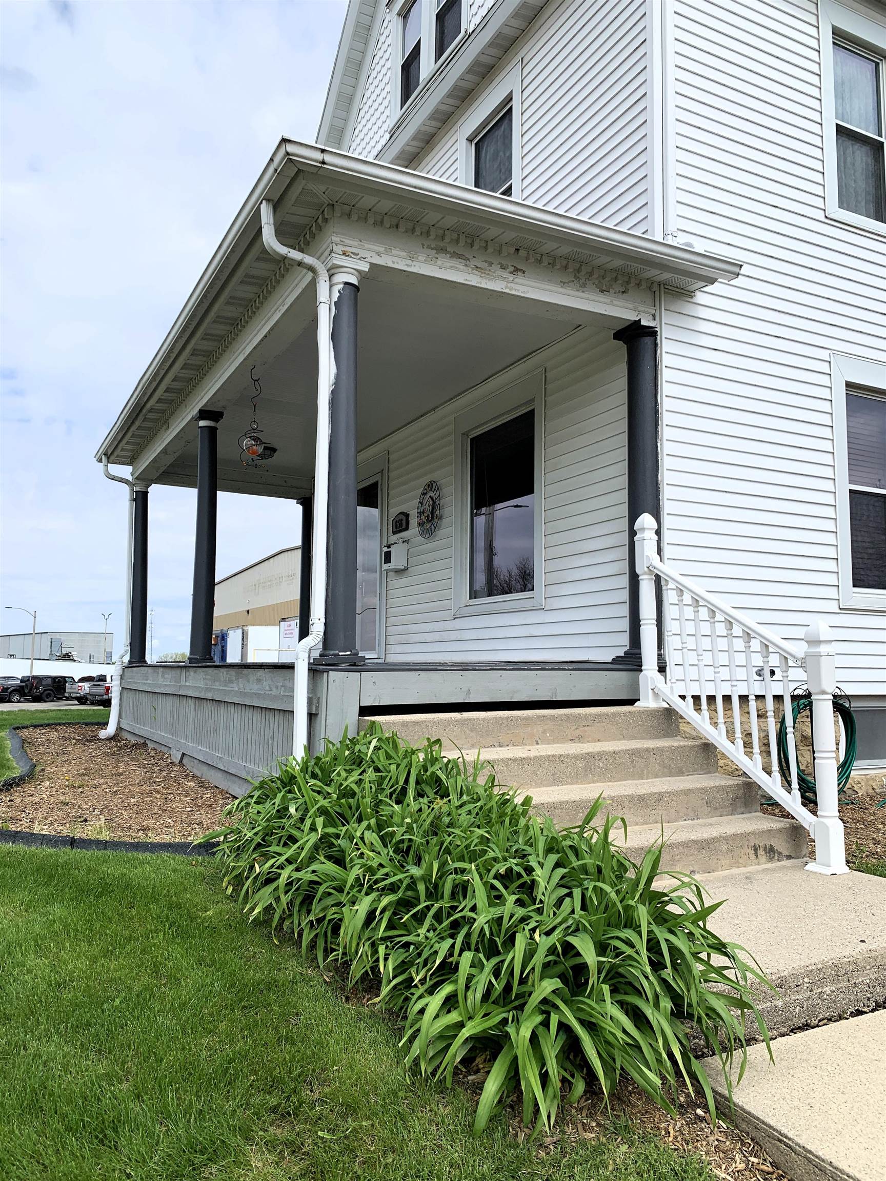 656 West James Street Columbus, WI 53925 - Photo 5 of 88