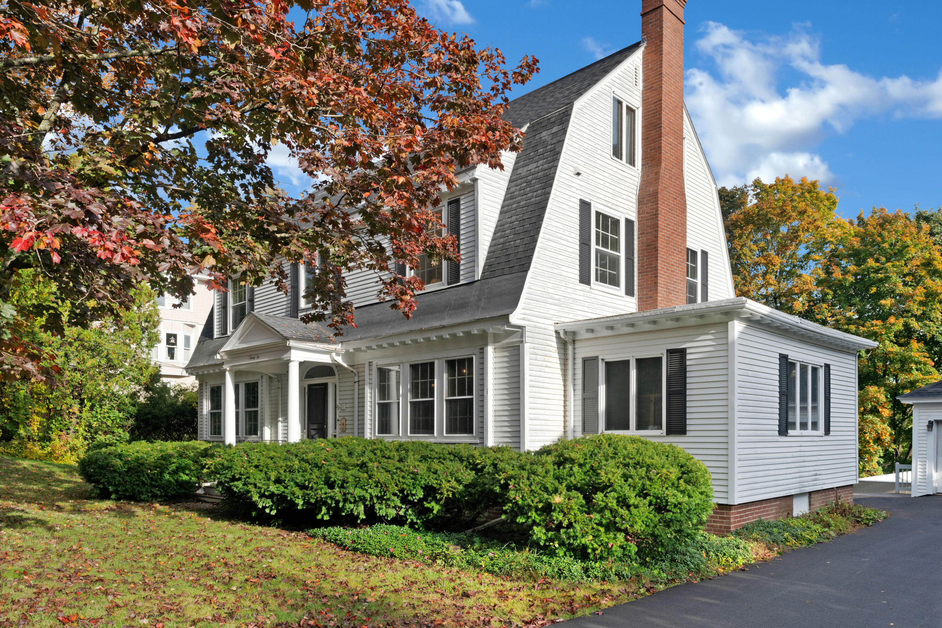 22 Mountain Avenue Lewiston, ME 04240 - Photo 2 of 63 _DSC4583