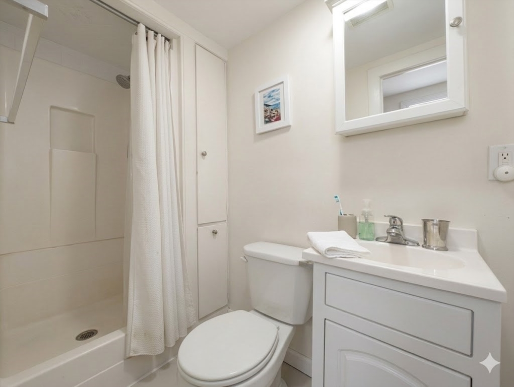 9 Medford, Unit 1 Medford, MA 02155 - Photo 12 of 15